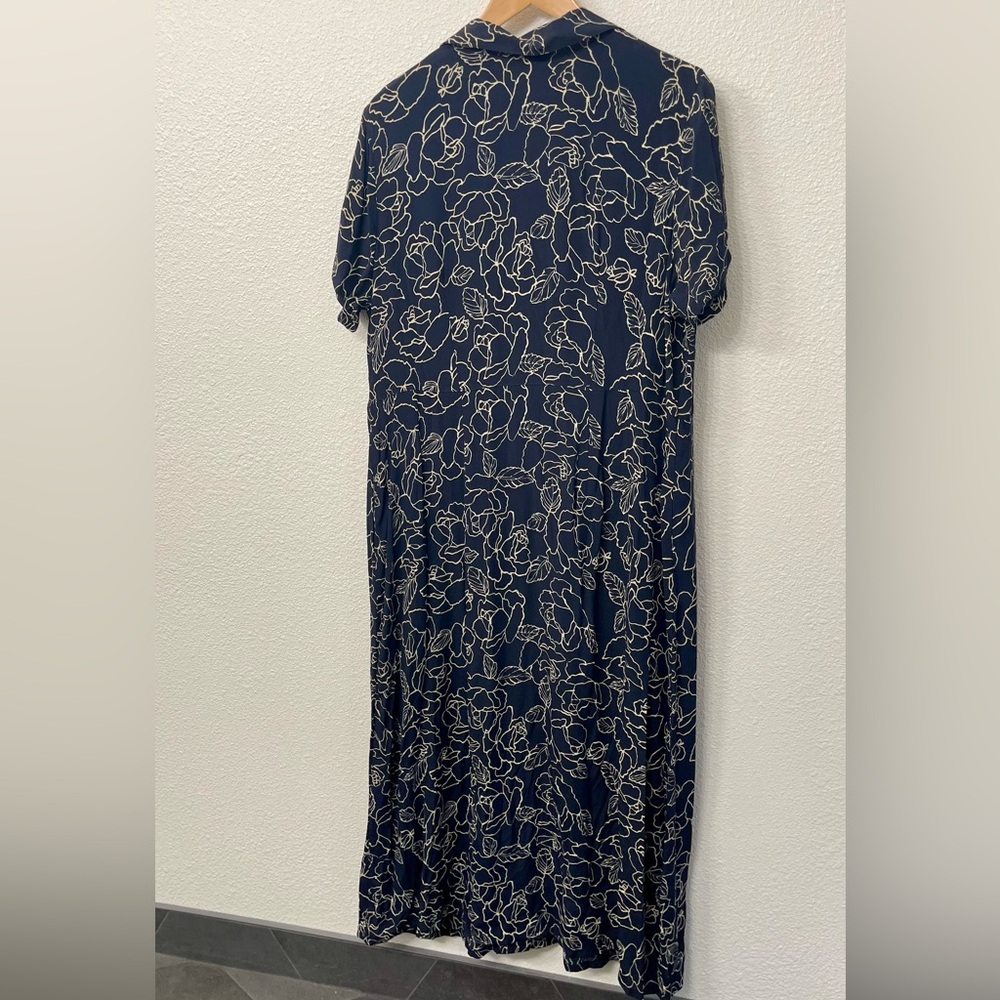 Eddie Bauer Navy and Cream Floral Maxi Dress - Picture 5 of 6